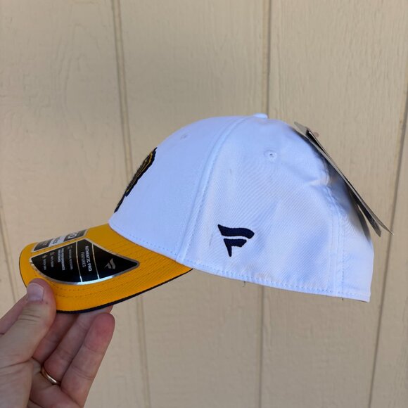 Fanatics Nashville Predators 2020 NHL Winter Classic A-Flex Fit Hat M/L White - Picture 4 of 10